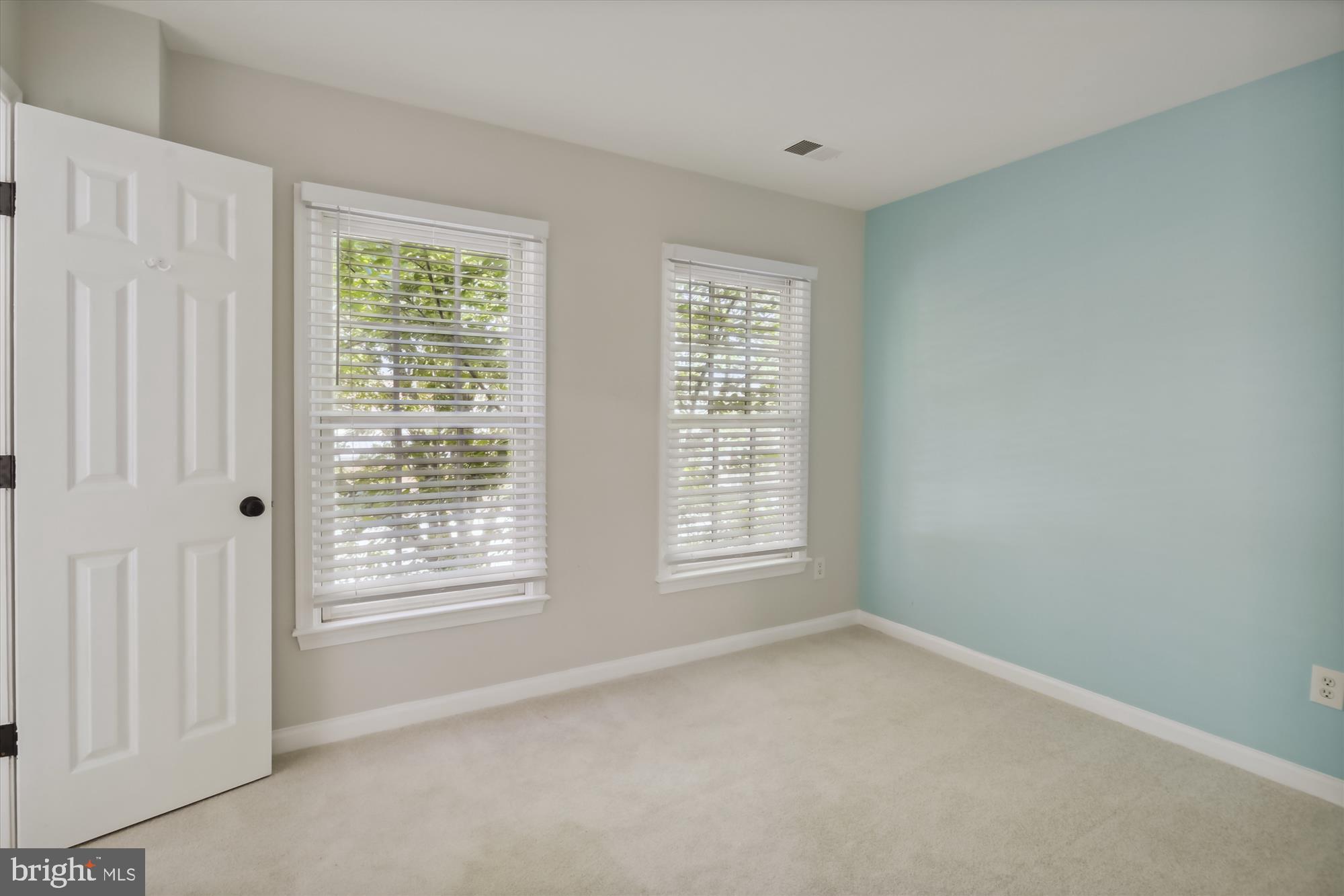 FALLSGROVE - Residential Lease