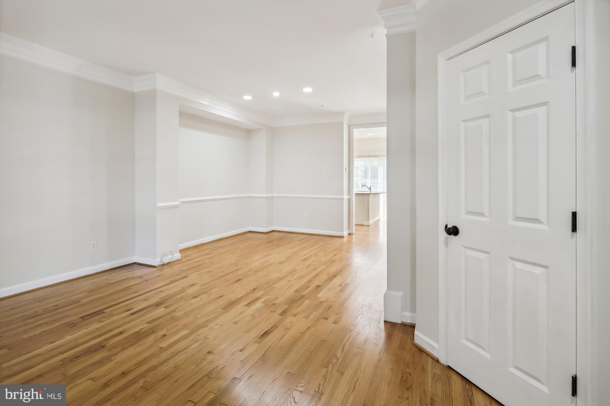 FALLSGROVE - Residential Lease