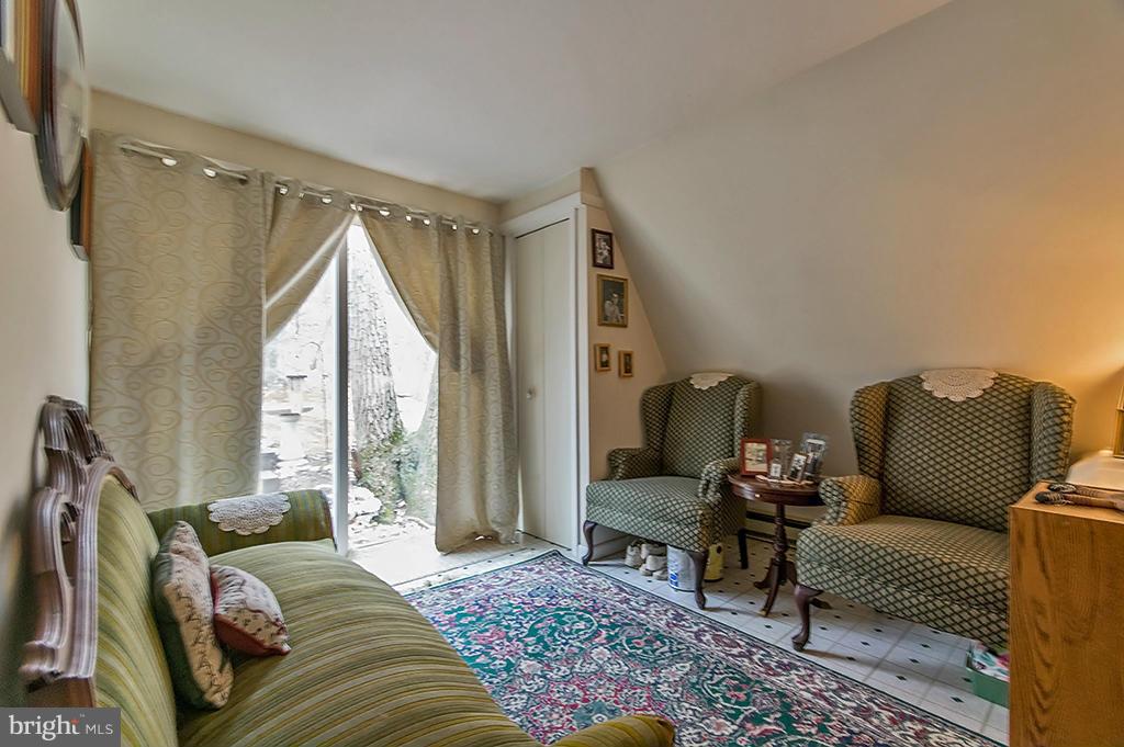 GLENWOOD FOREST - Residential