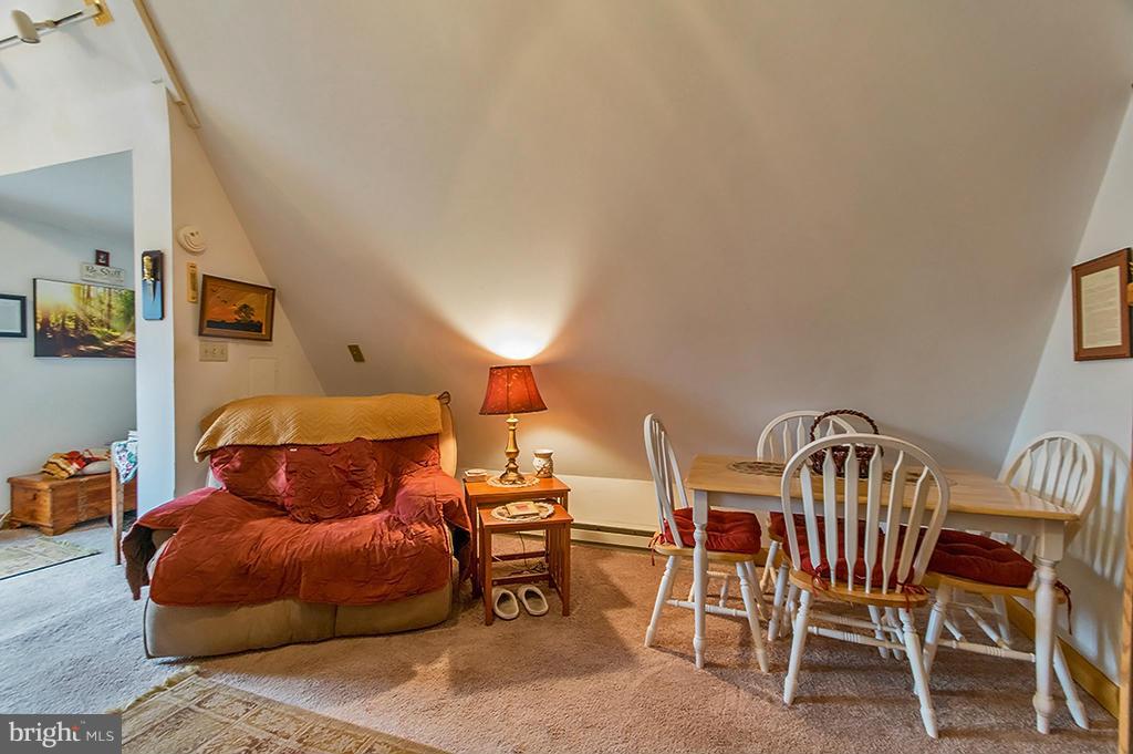 GLENWOOD FOREST - Residential