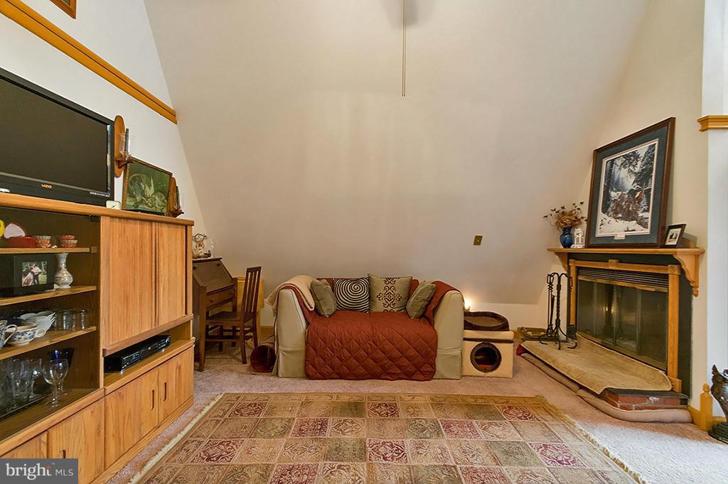 GLENWOOD FOREST - Residential