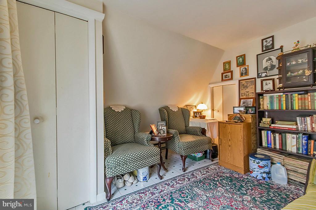 GLENWOOD FOREST - Residential