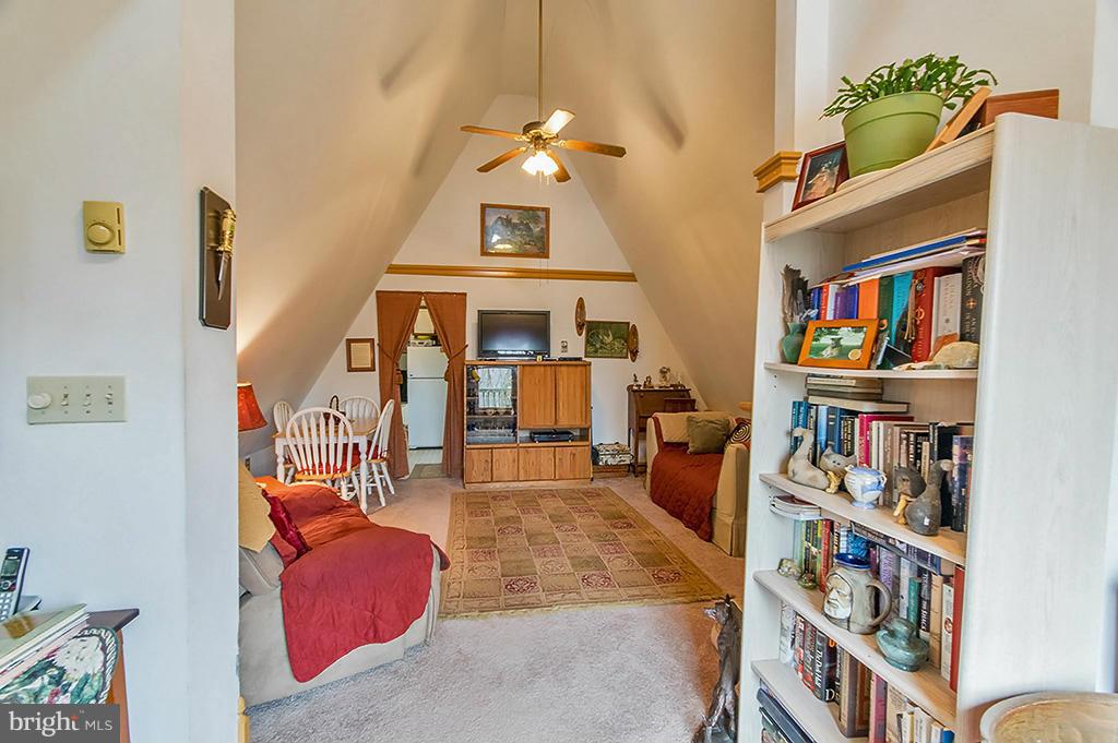 GLENWOOD FOREST - Residential