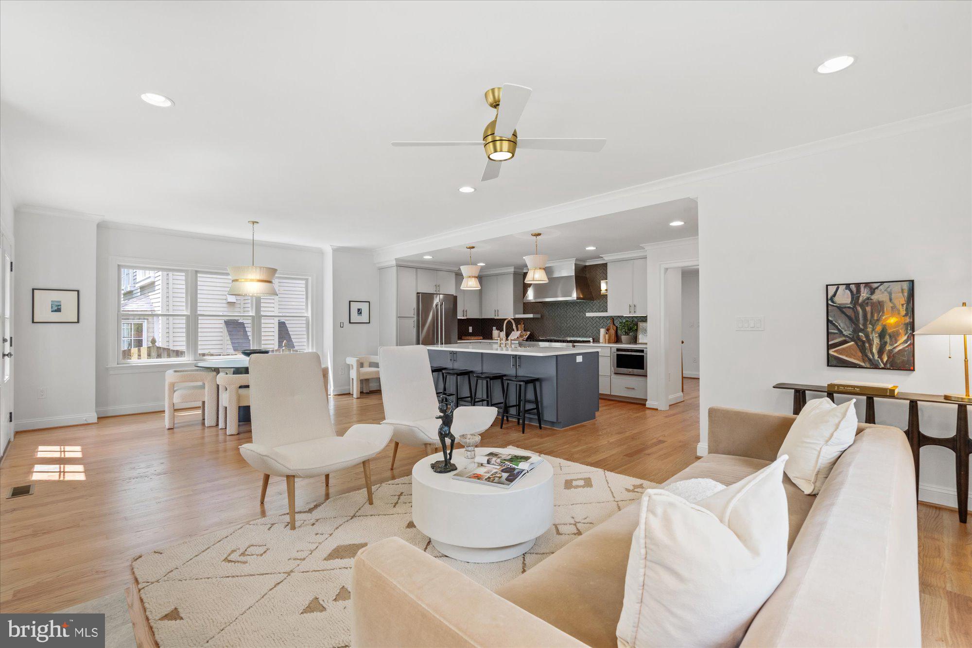 BEVERLEY HILLS - Residential