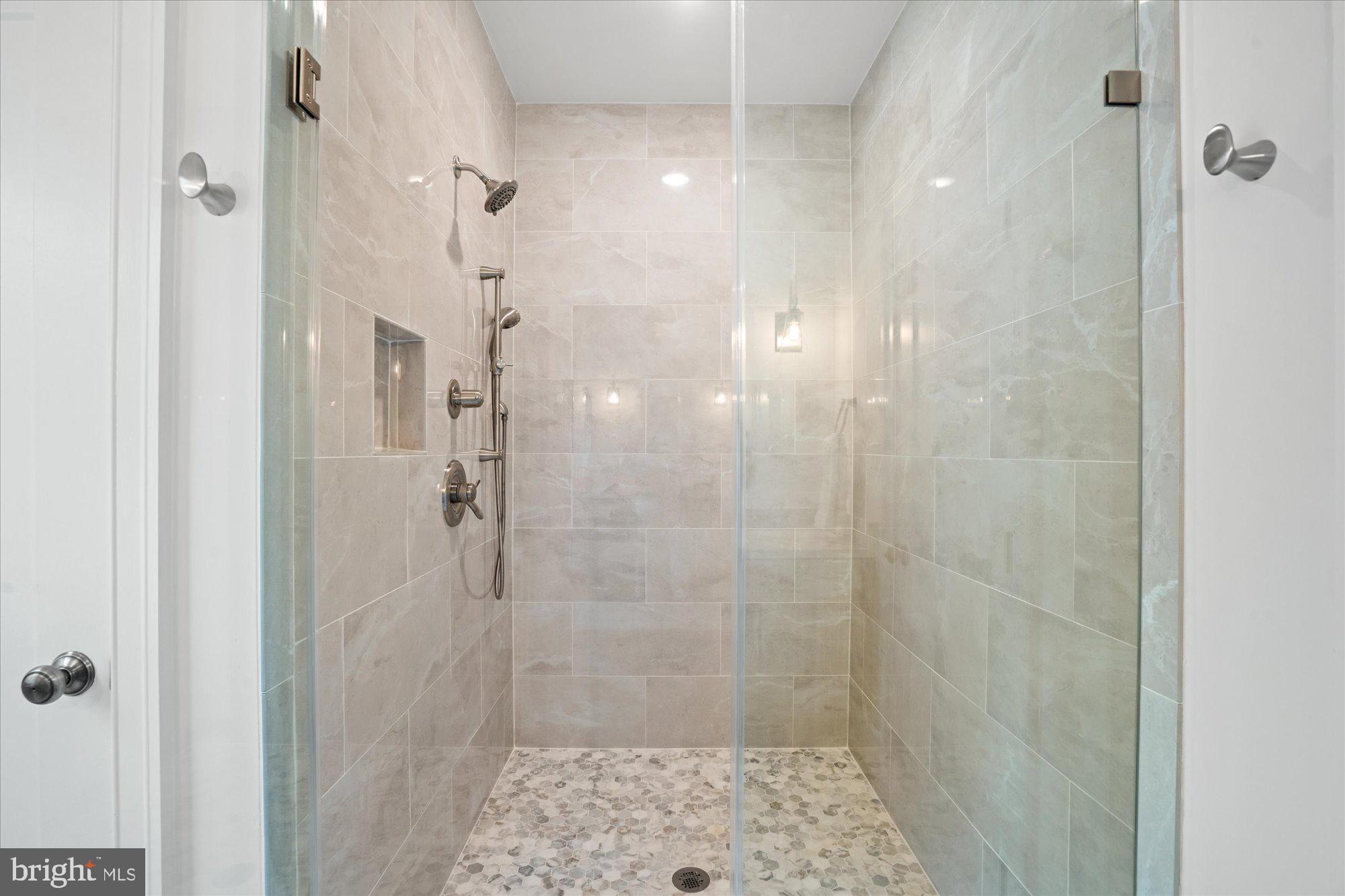 BEVERLEY HILLS - Residential