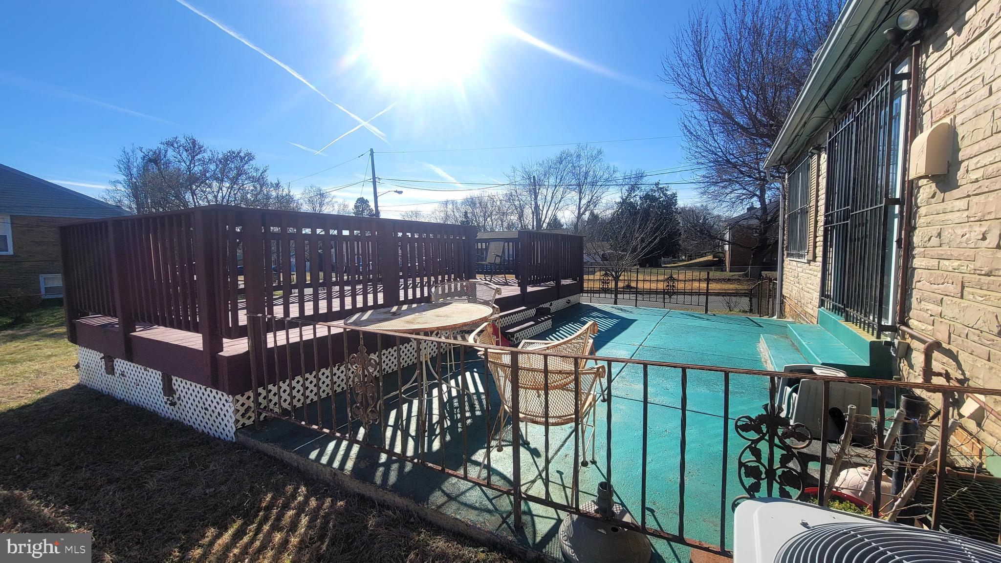 ROBLEE ACRES - Residential