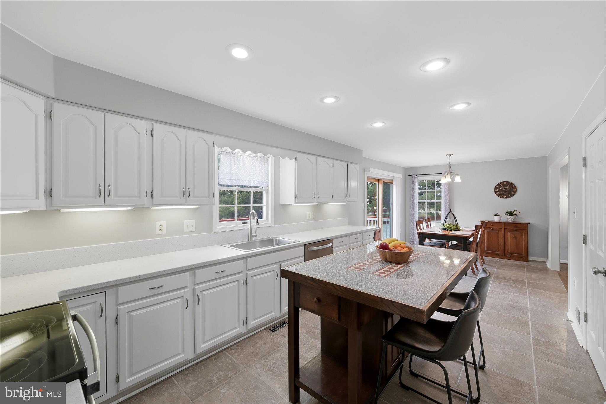 CLOVERDALE HEIGHTS - Residential