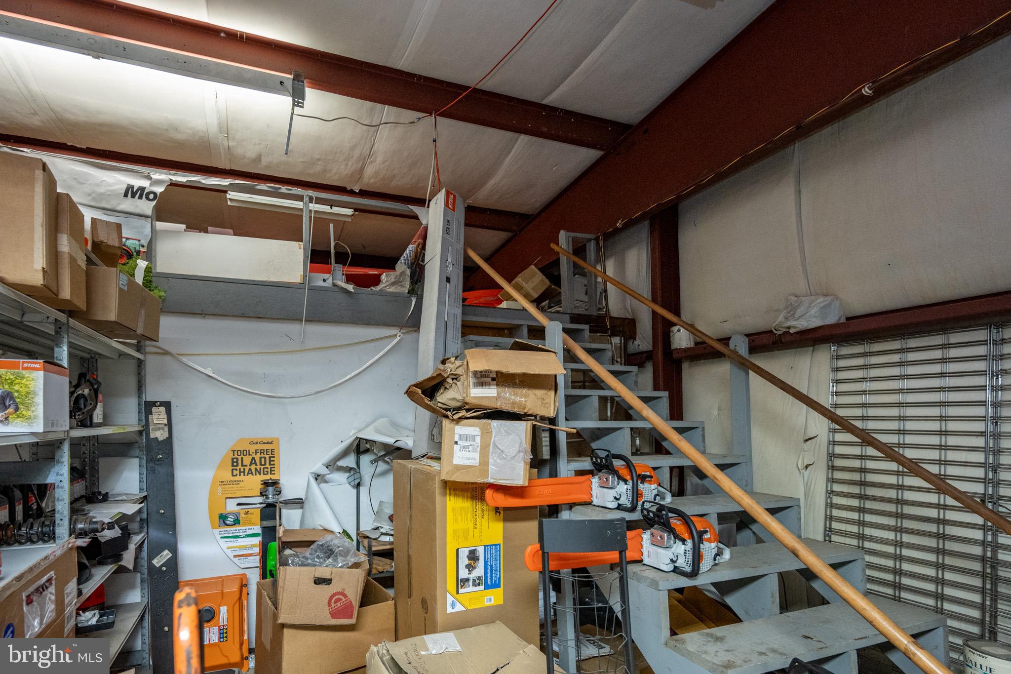 GARRETT HIGHWAY - Commercial Sale