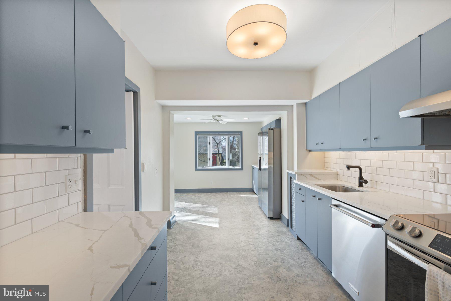 ROLAND PARK - Residential