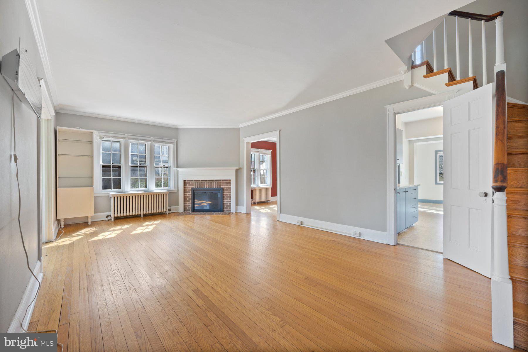 ROLAND PARK - Residential