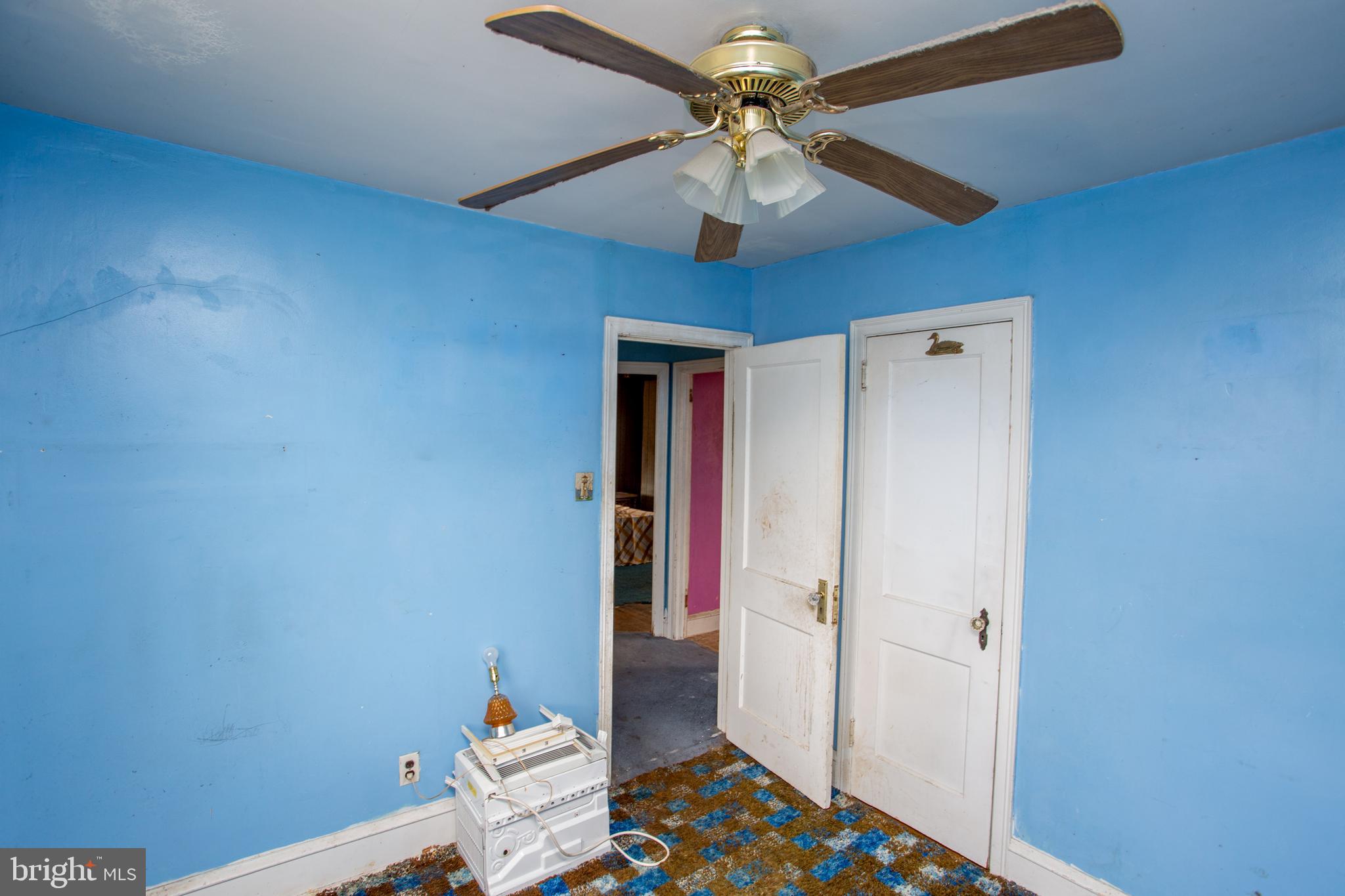 MAYFAIR (EAST) - Residential