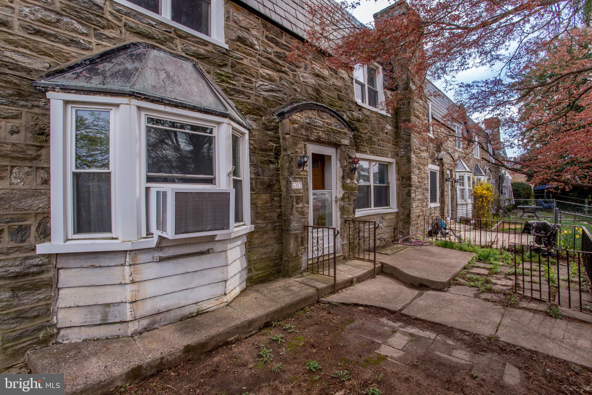 MAYFAIR (EAST) - Residential