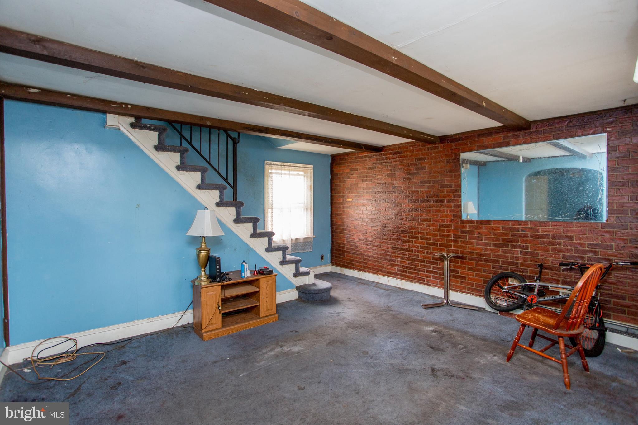 MAYFAIR (EAST) - Residential