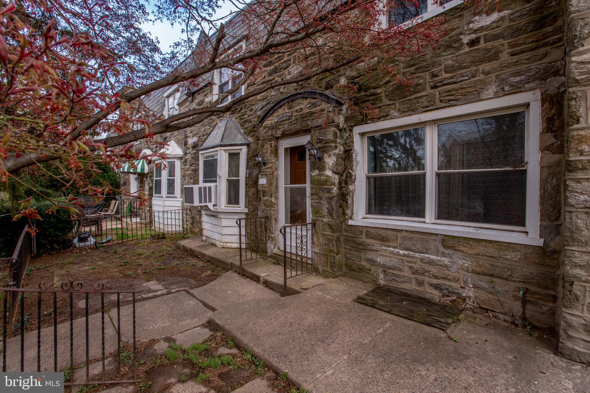 MAYFAIR (EAST) - Residential