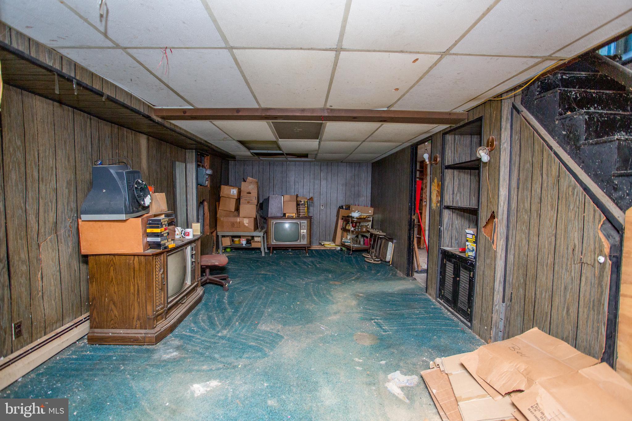 MAYFAIR (EAST) - Residential