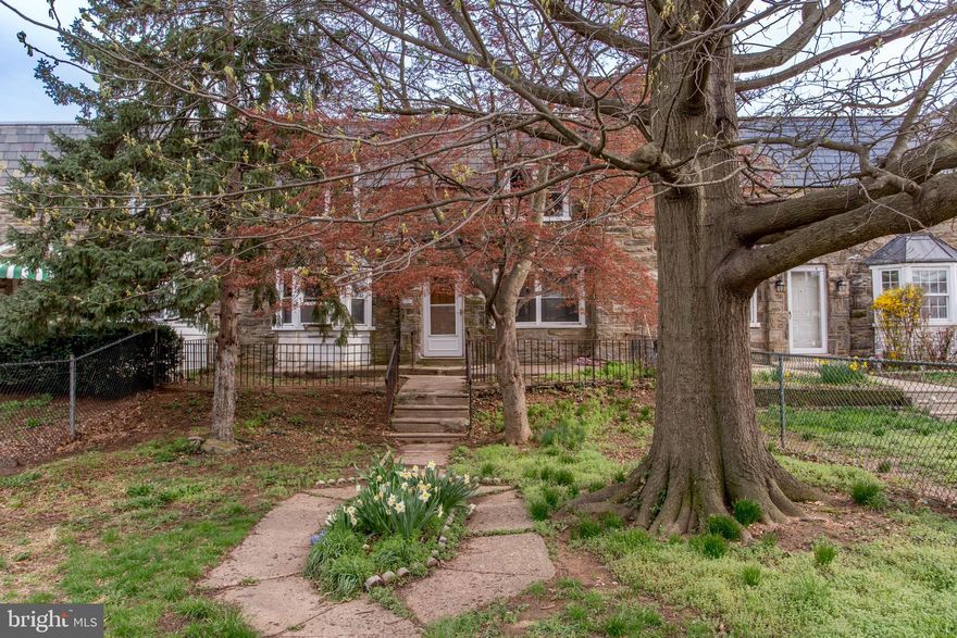 Investor Alert! Don’t miss this rare opportunity to own a spacious mid-row property in desirable East Mayfair. Boasting nearly 1,300 sq ft above grade with a full walkout basement, offering the potential for an additional bathroom, this home presents endless possibilities. Enjoy a large front patio overlooking a tree-lined yard, plus the convenience of two rear parking spots. Fully finishing the lower level could bring the total living space to almost 1900 sq ft. While not verified by the estate, the roof is believed to have been replaced in 2019 or 2020. Immediate possession available—sold strictly as-is. Schedule your showing today. Your mini mansion awaits!