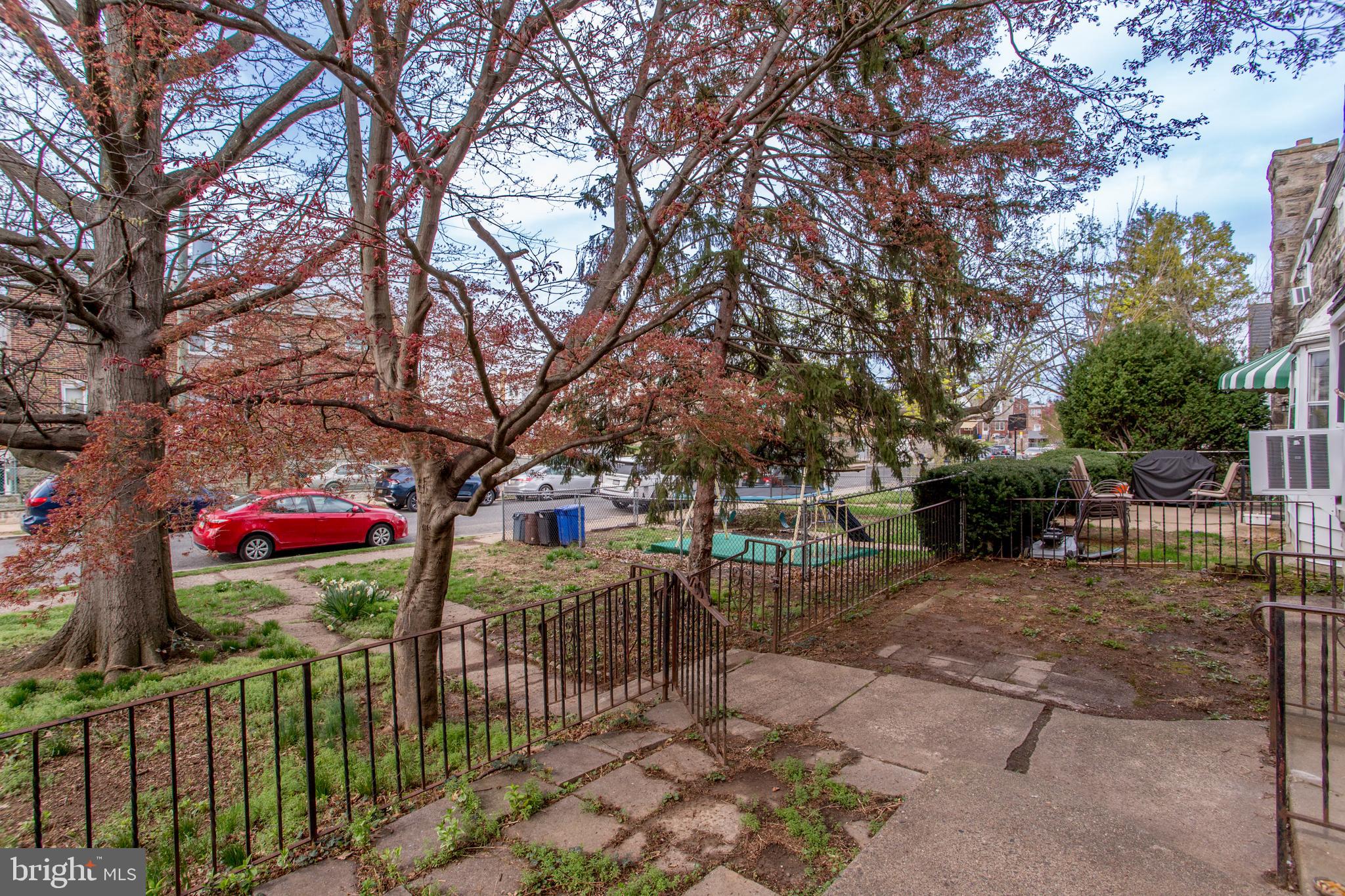 MAYFAIR (EAST) - Residential