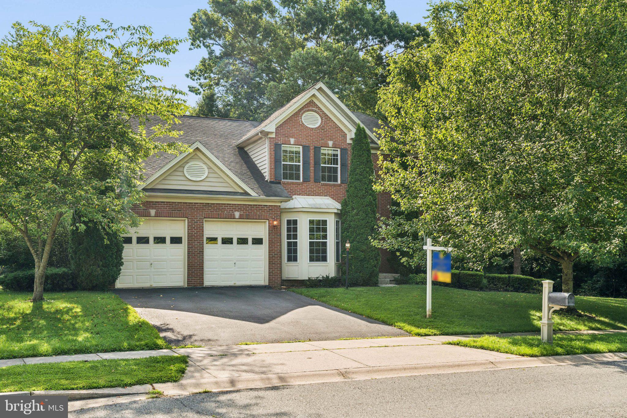 100 RAYDAN WAY