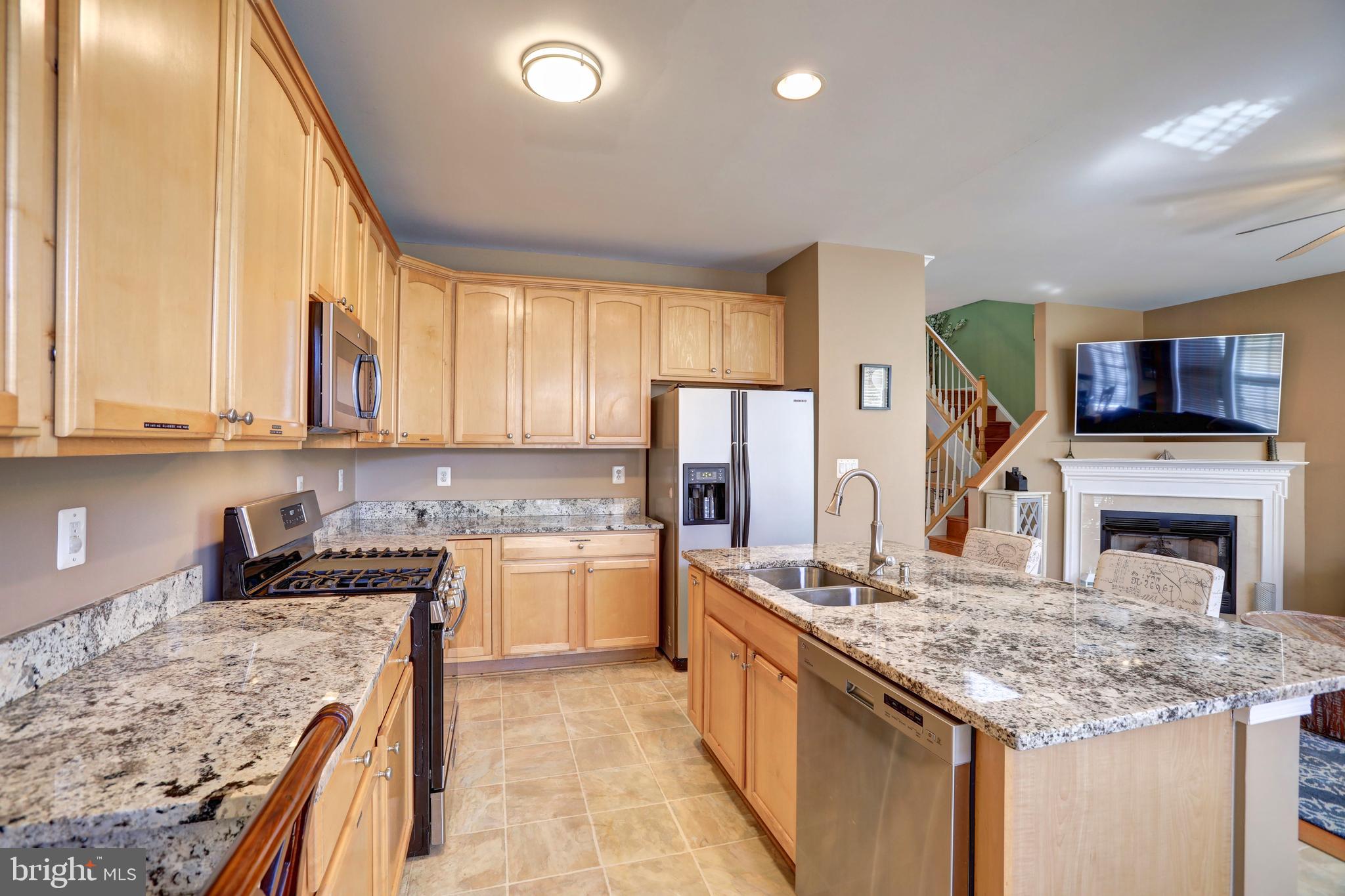 ROCKLAND VILLAGE - Residential