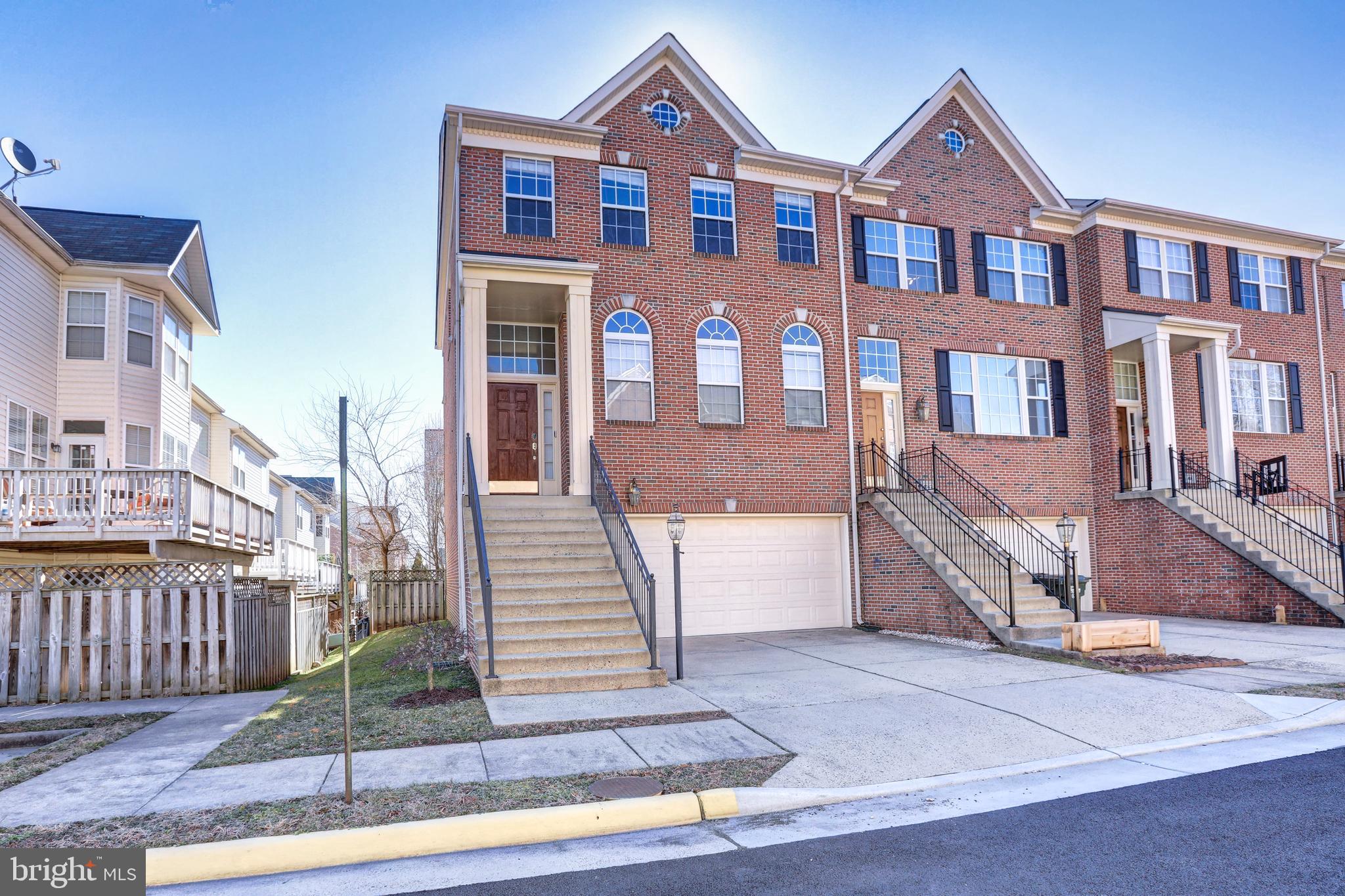 ROCKLAND VILLAGE - Residential