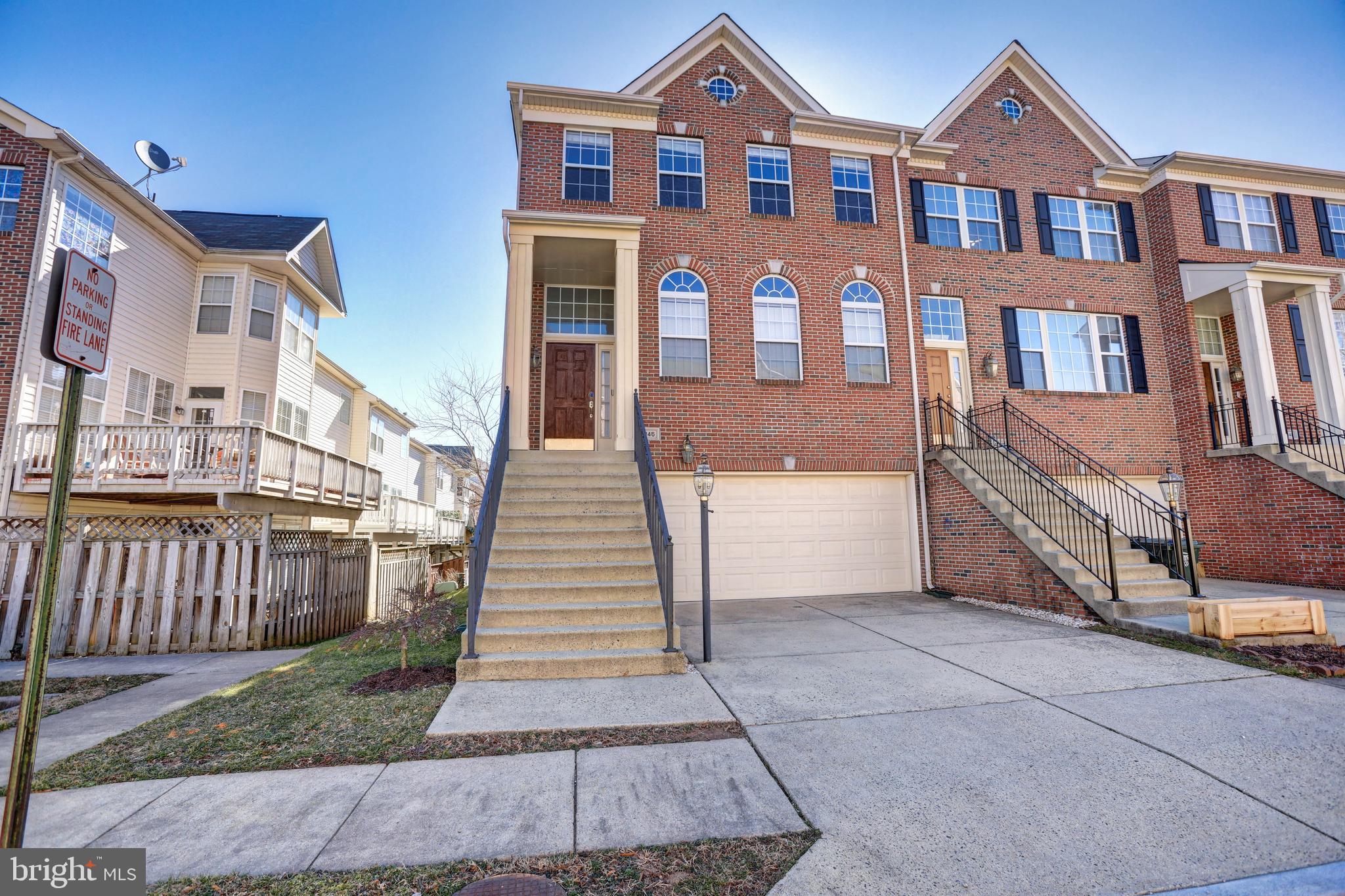 ROCKLAND VILLAGE - Residential