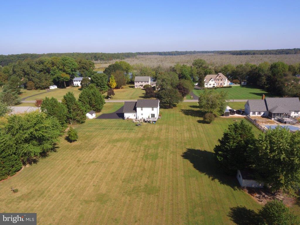 TWO JOHNS - Residential