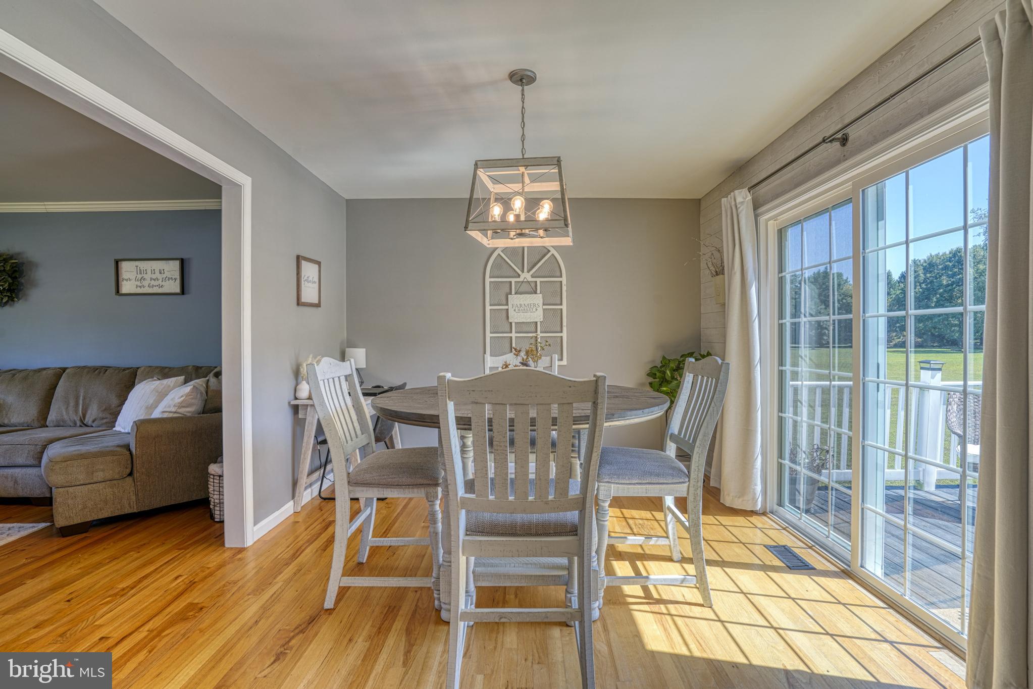 TWO JOHNS - Residential