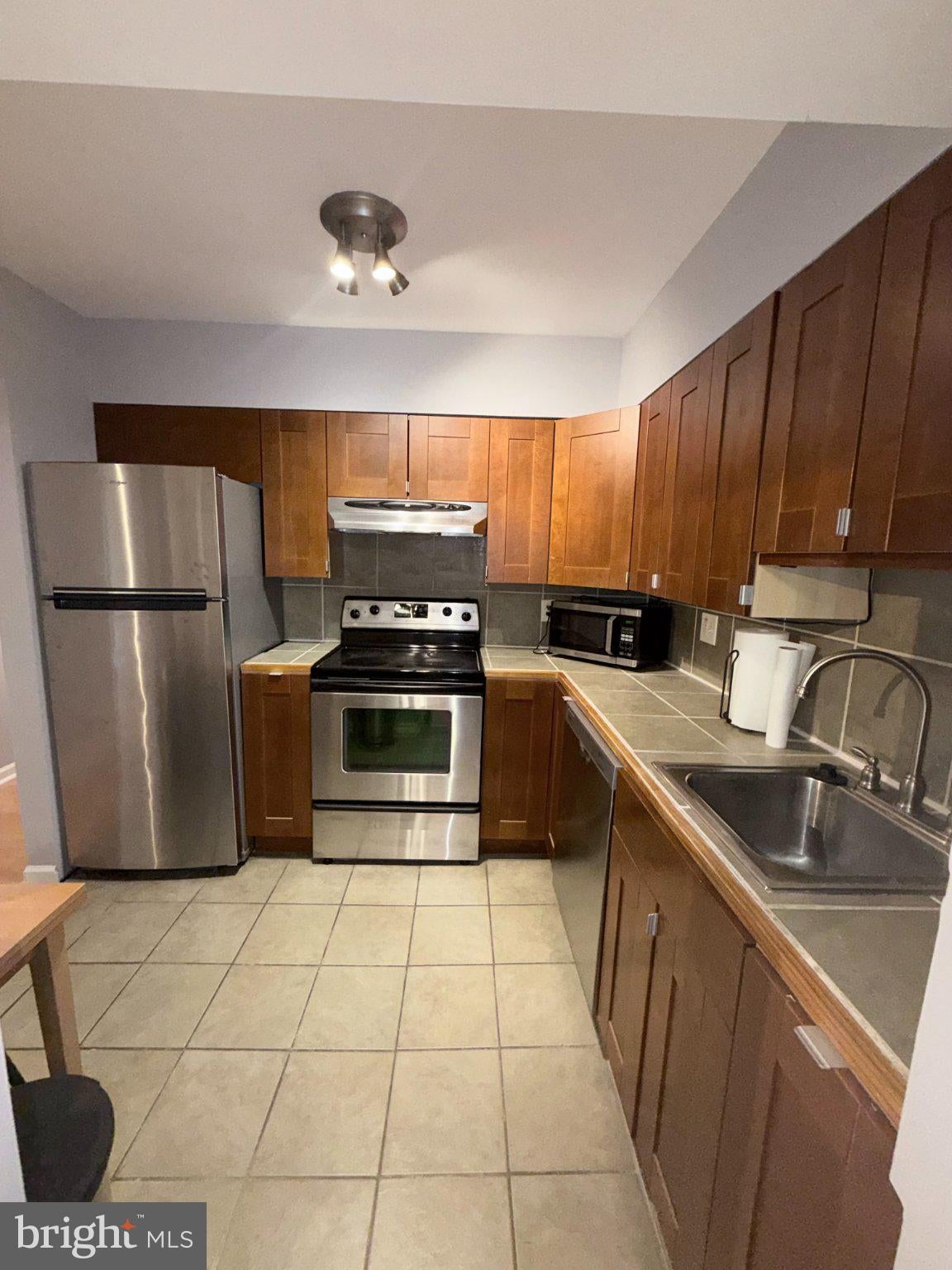 10118 CAMPUS WAY S 207-3B