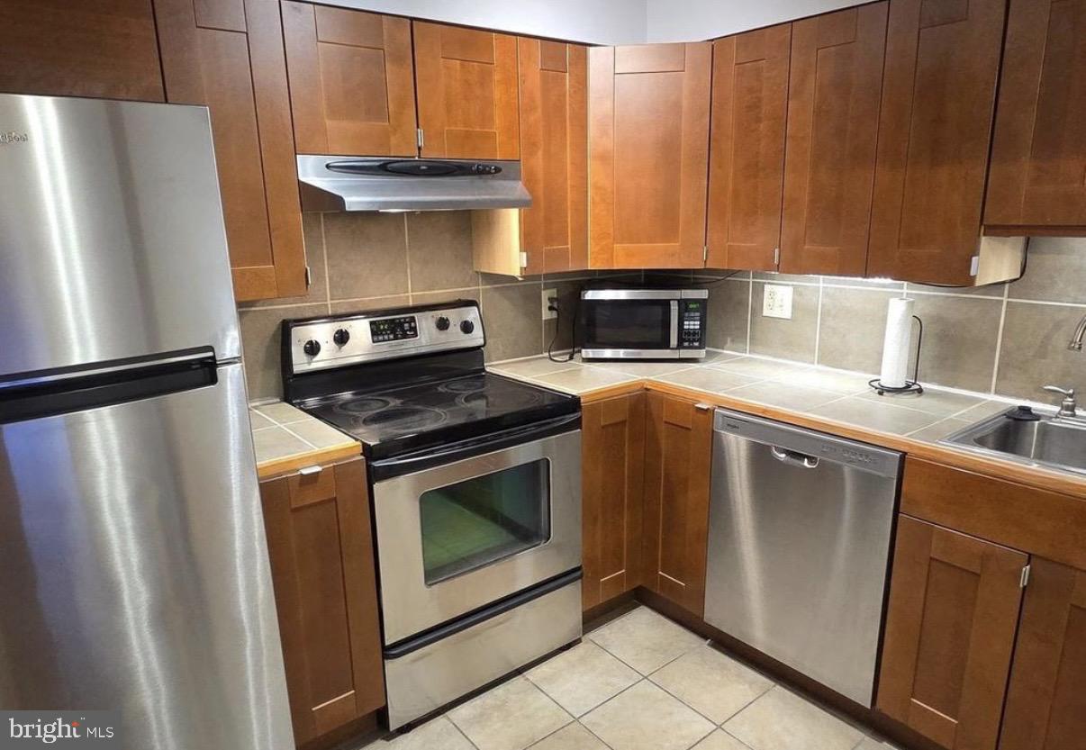 10118 CAMPUS WAY S 207-3B