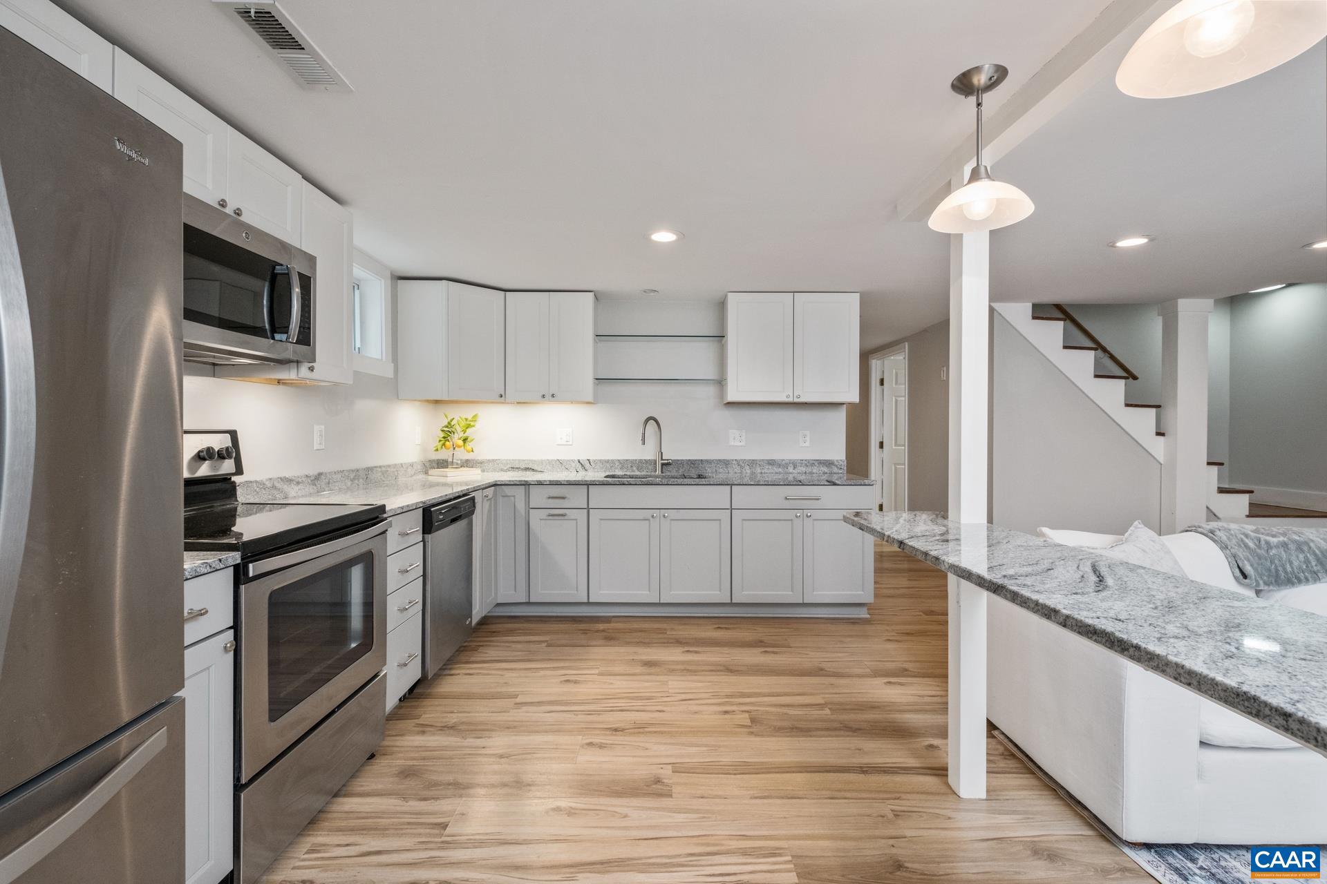 LOCUST GROVE - Residential