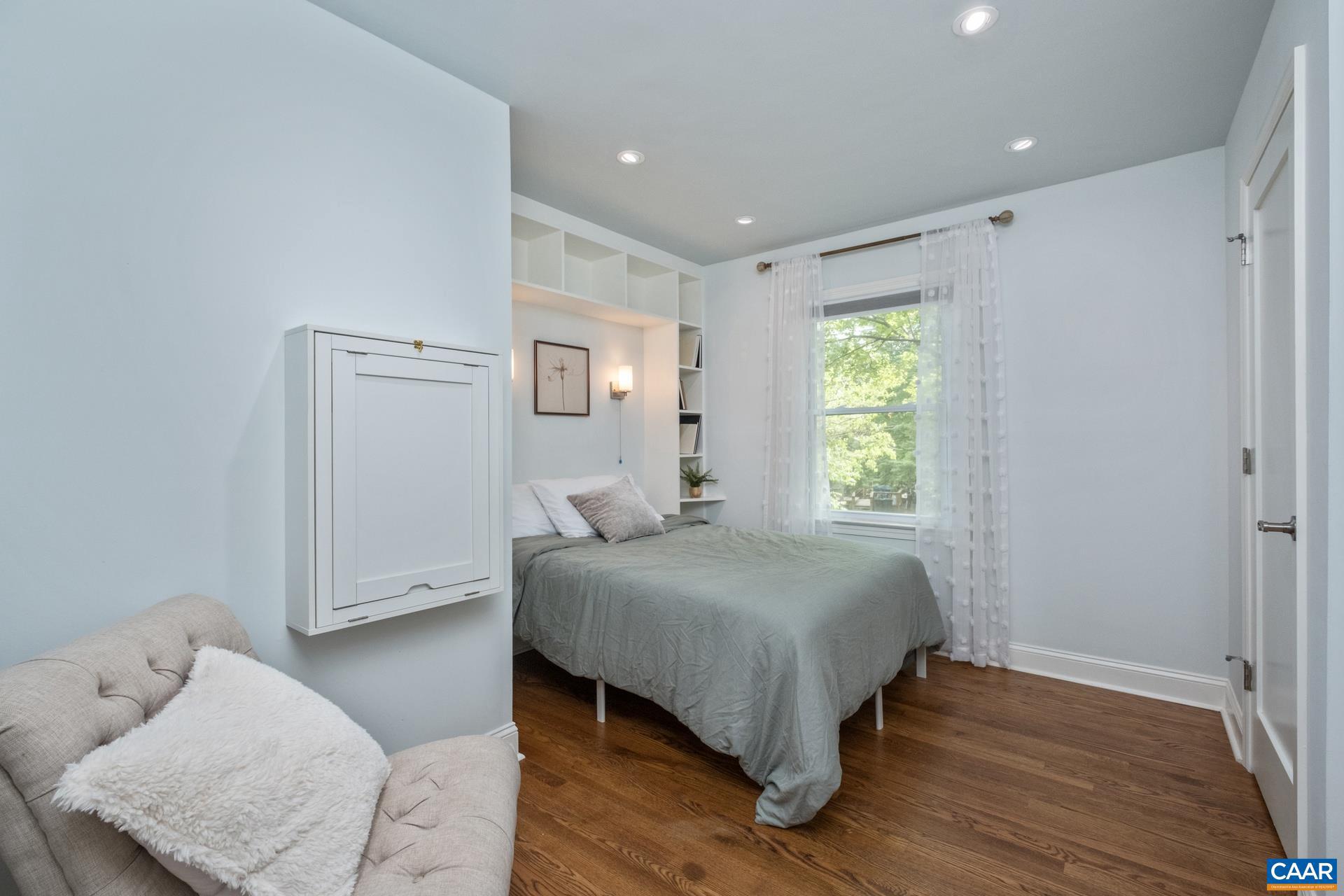 LOCUST GROVE - Residential