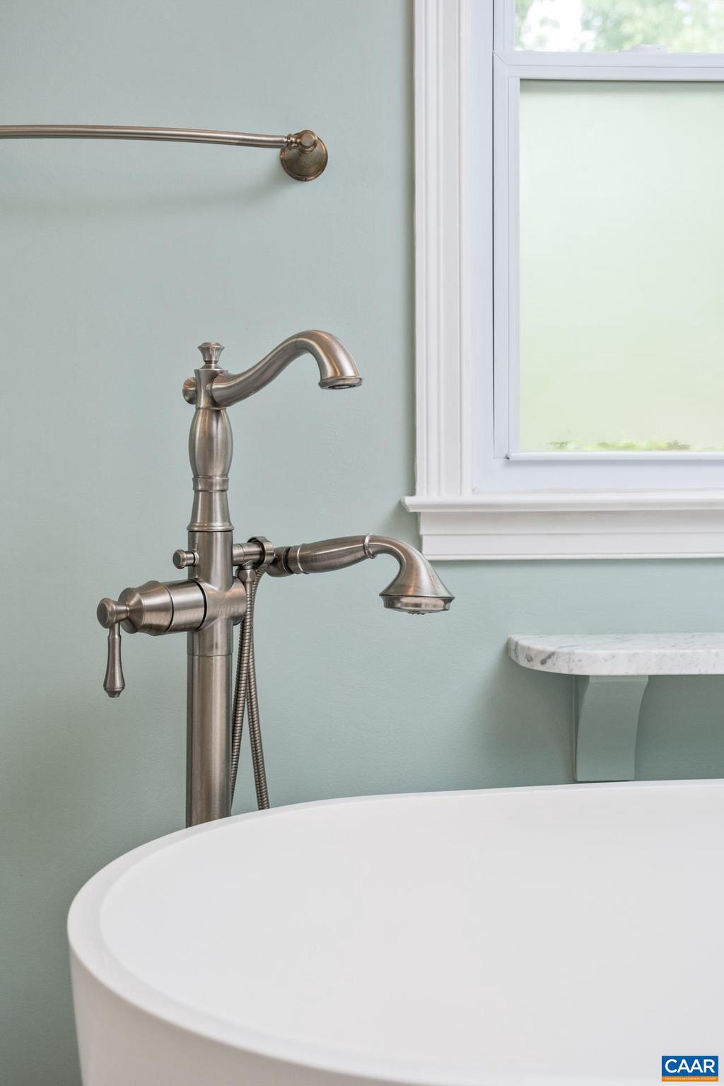 LOCUST GROVE - Residential