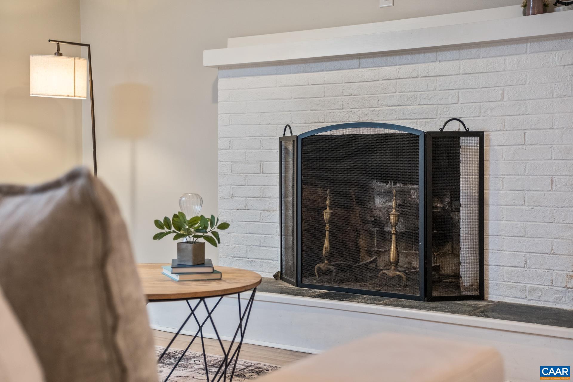 LOCUST GROVE - Residential