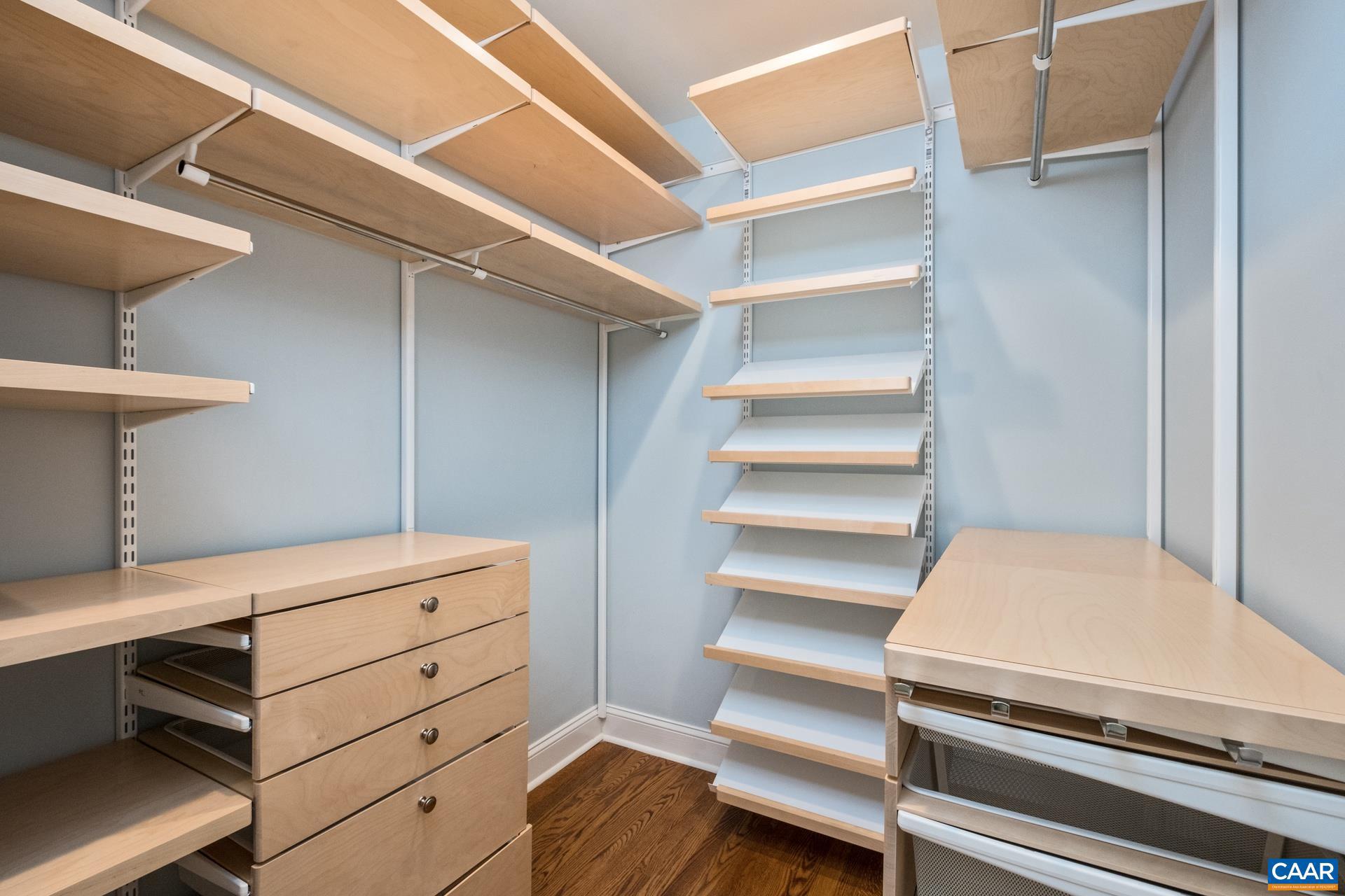 LOCUST GROVE - Residential