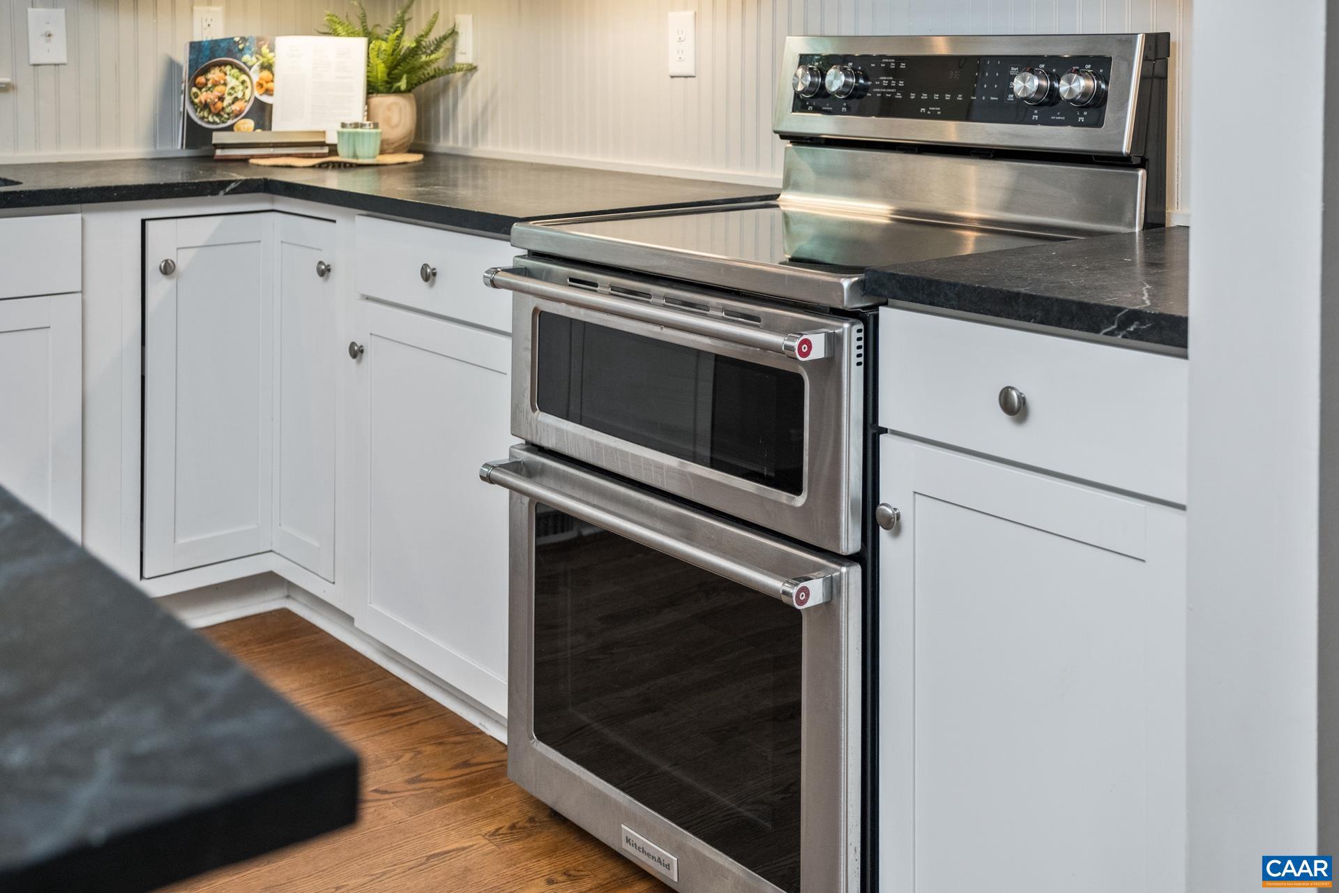 LOCUST GROVE - Residential