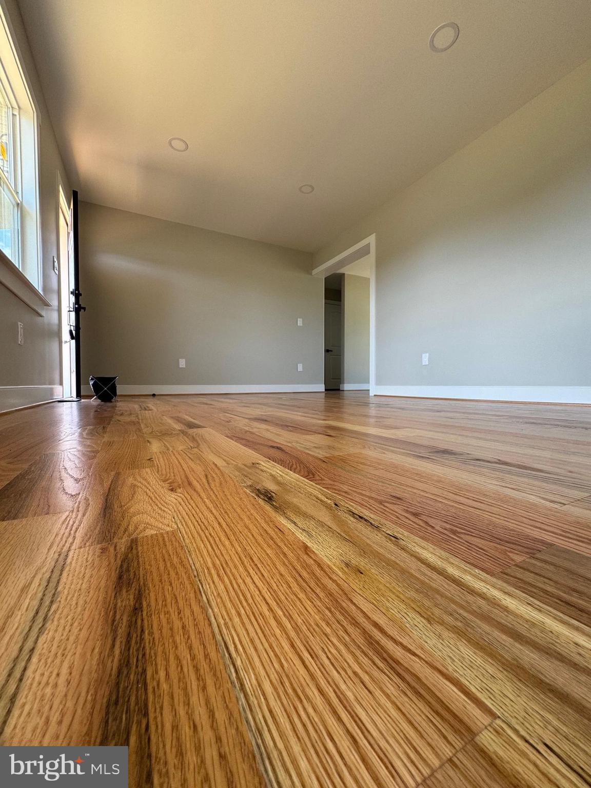 HOLLER - Residential