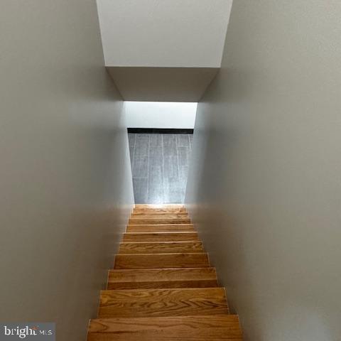 HOLLER - Residential