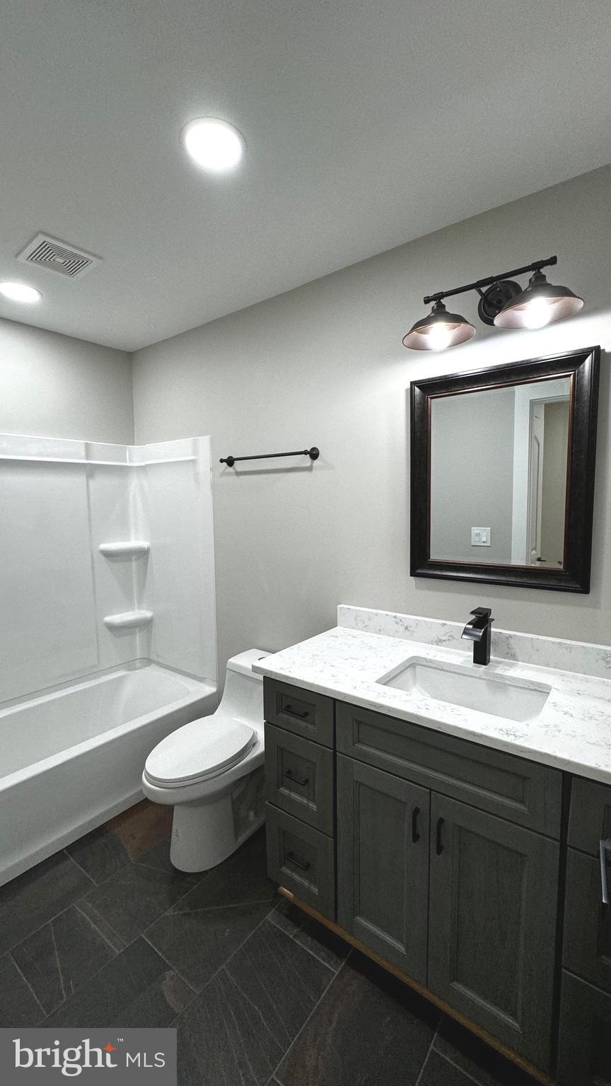 HOLLER - Residential