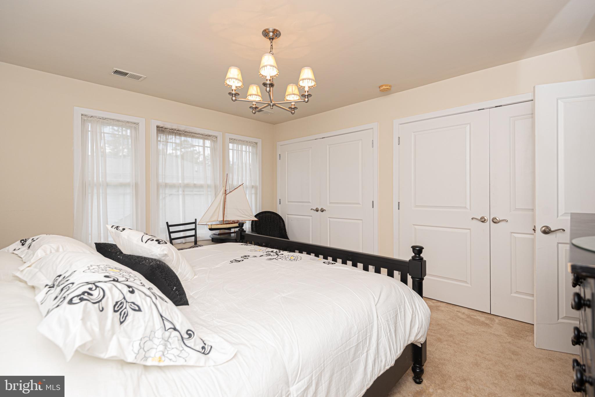 GLEN RIDDLE - Residential