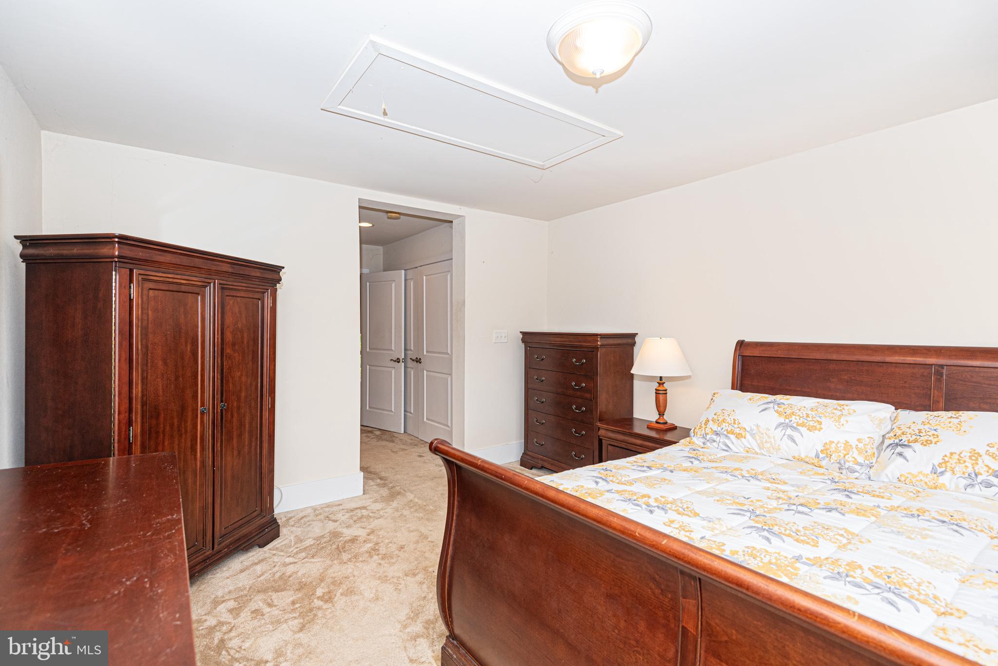 GLEN RIDDLE - Residential