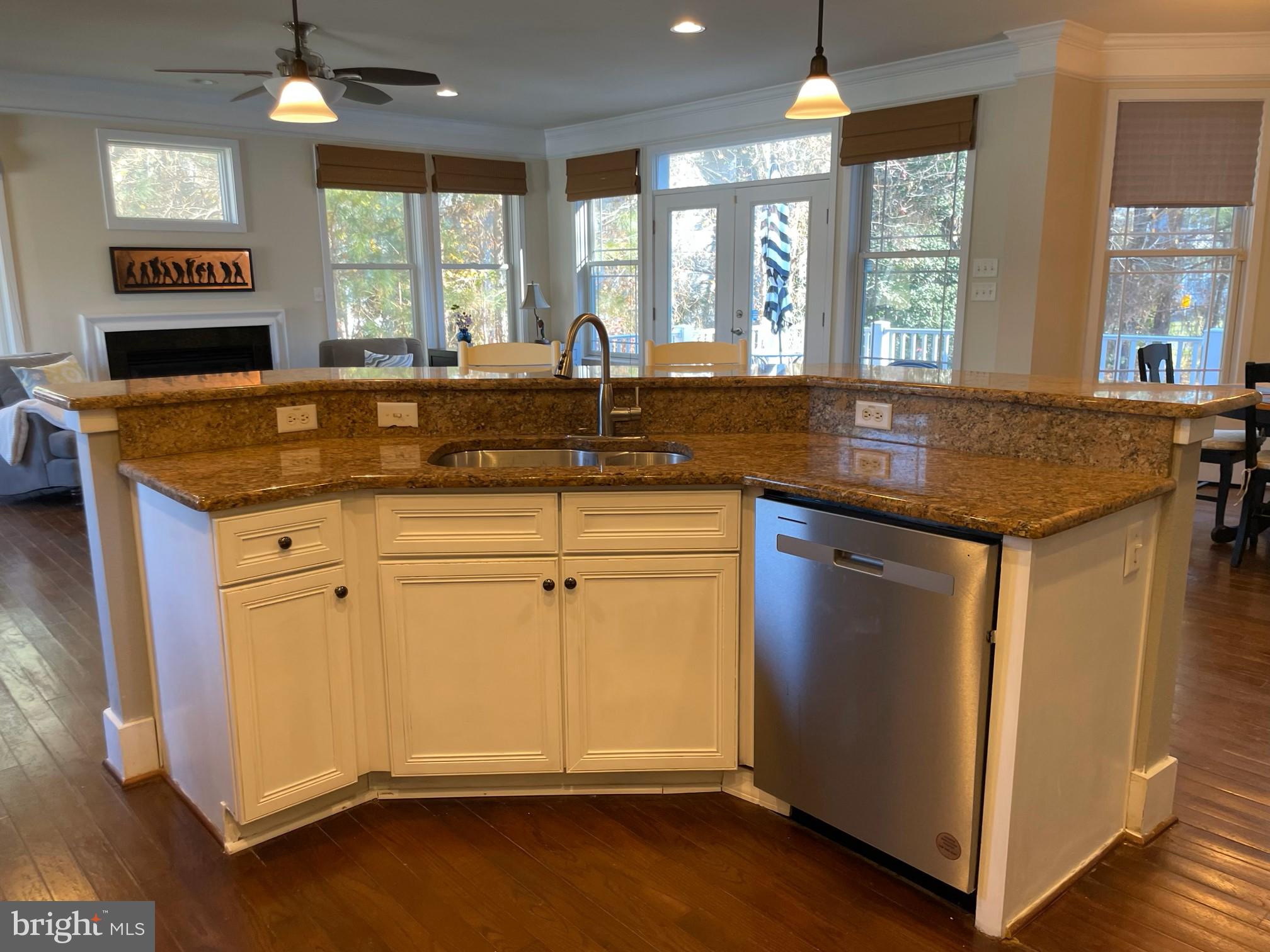 GLEN RIDDLE - Residential