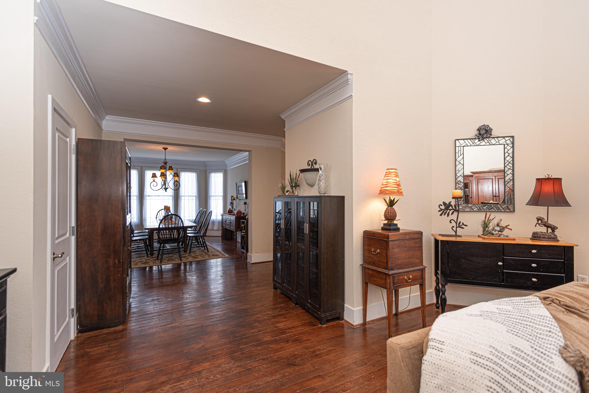 GLEN RIDDLE - Residential