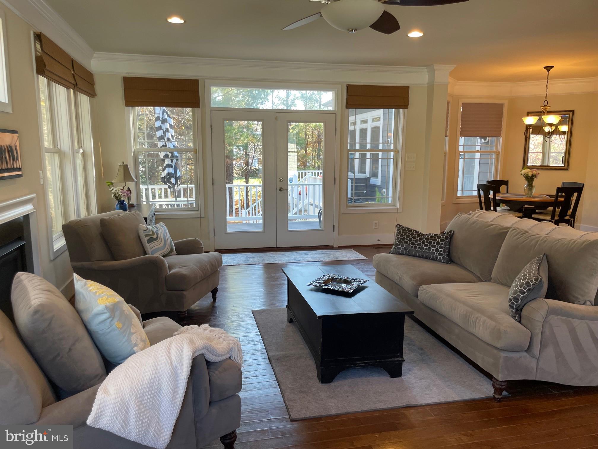 GLEN RIDDLE - Residential