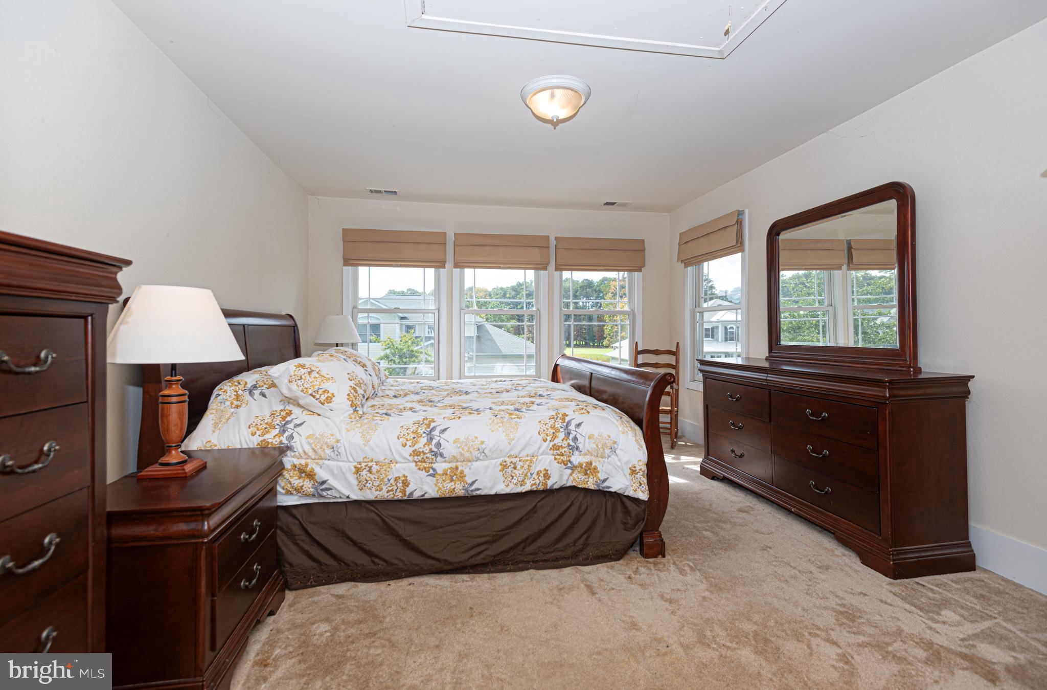 GLEN RIDDLE - Residential