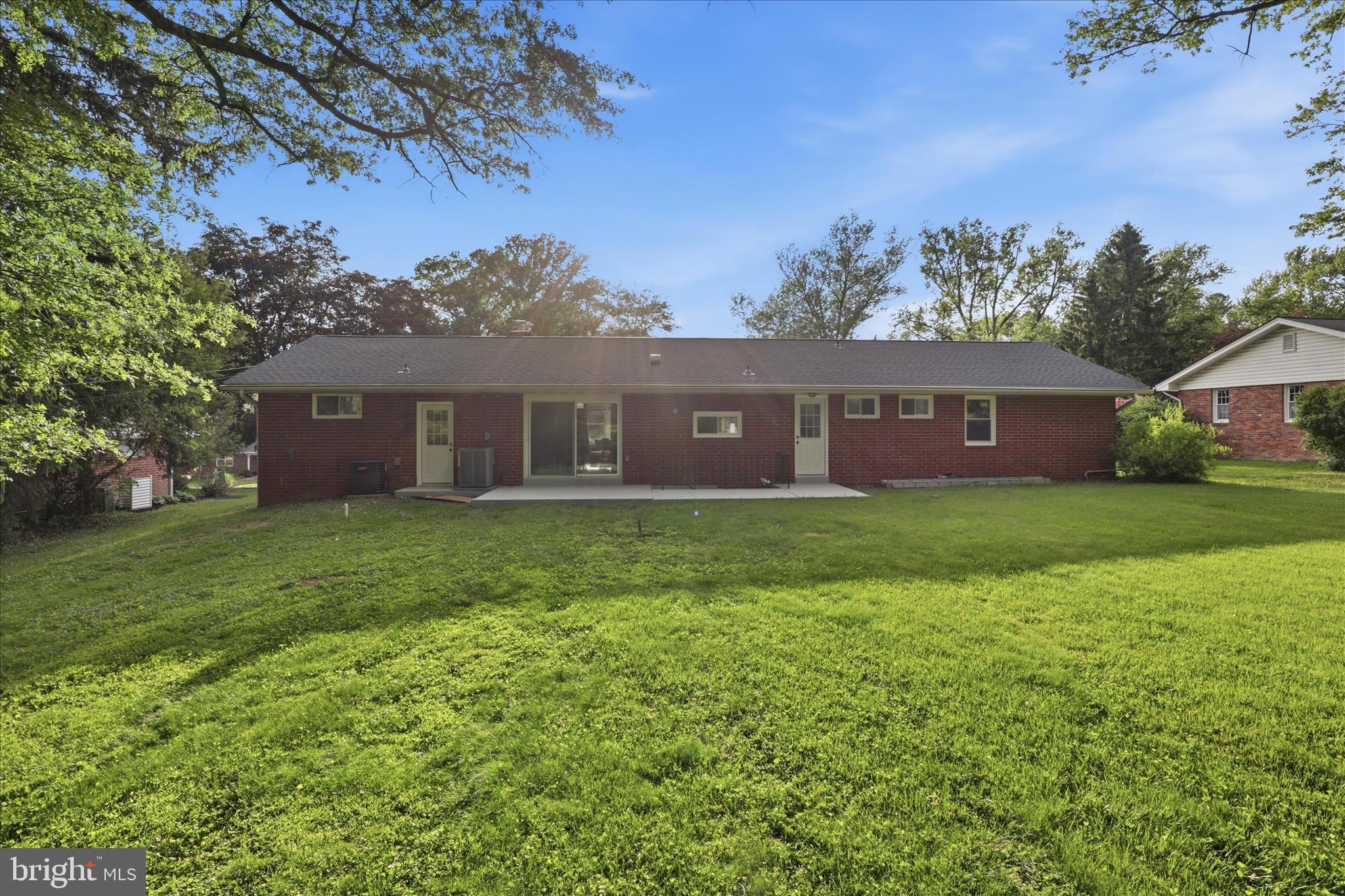 WILTON ACRES - Residential