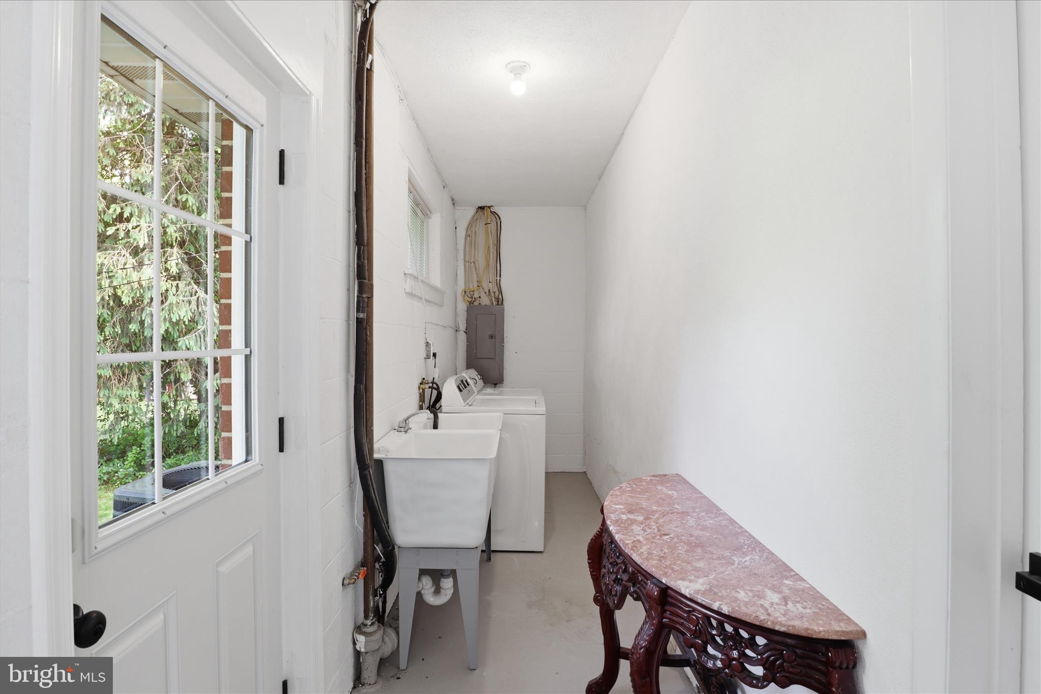 WILTON ACRES - Residential