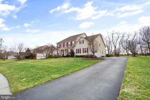 1553 CARTPATH COURT YARDLEY PA 19067
