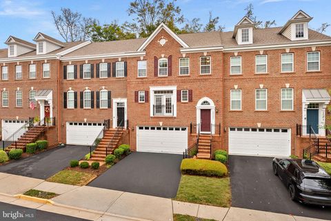 20281 CENTER BROOK SQUARE STERLING VA 20165