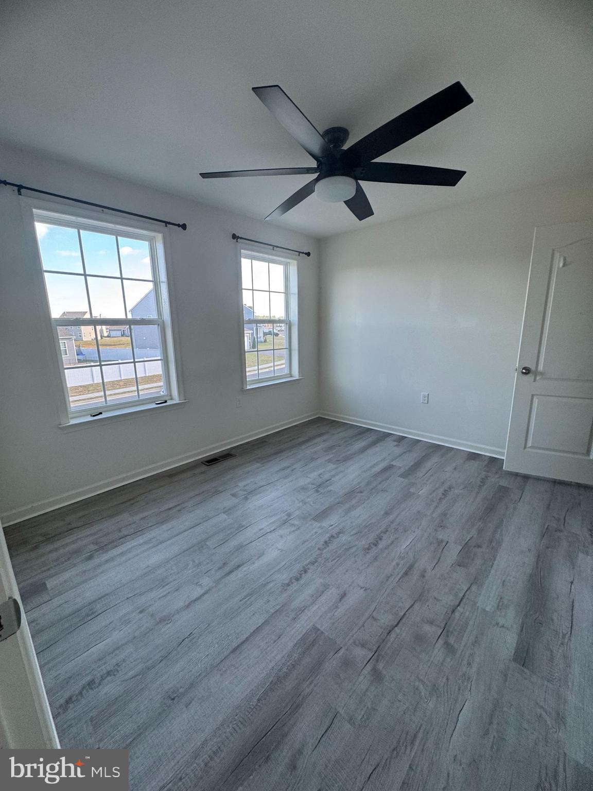 FREEDOM MANOR - Residential Lease