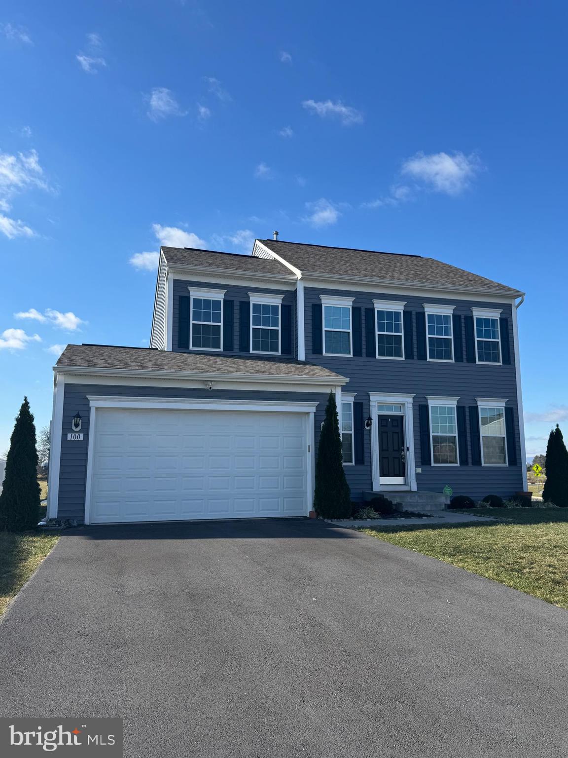 FREEDOM MANOR - Residential Lease